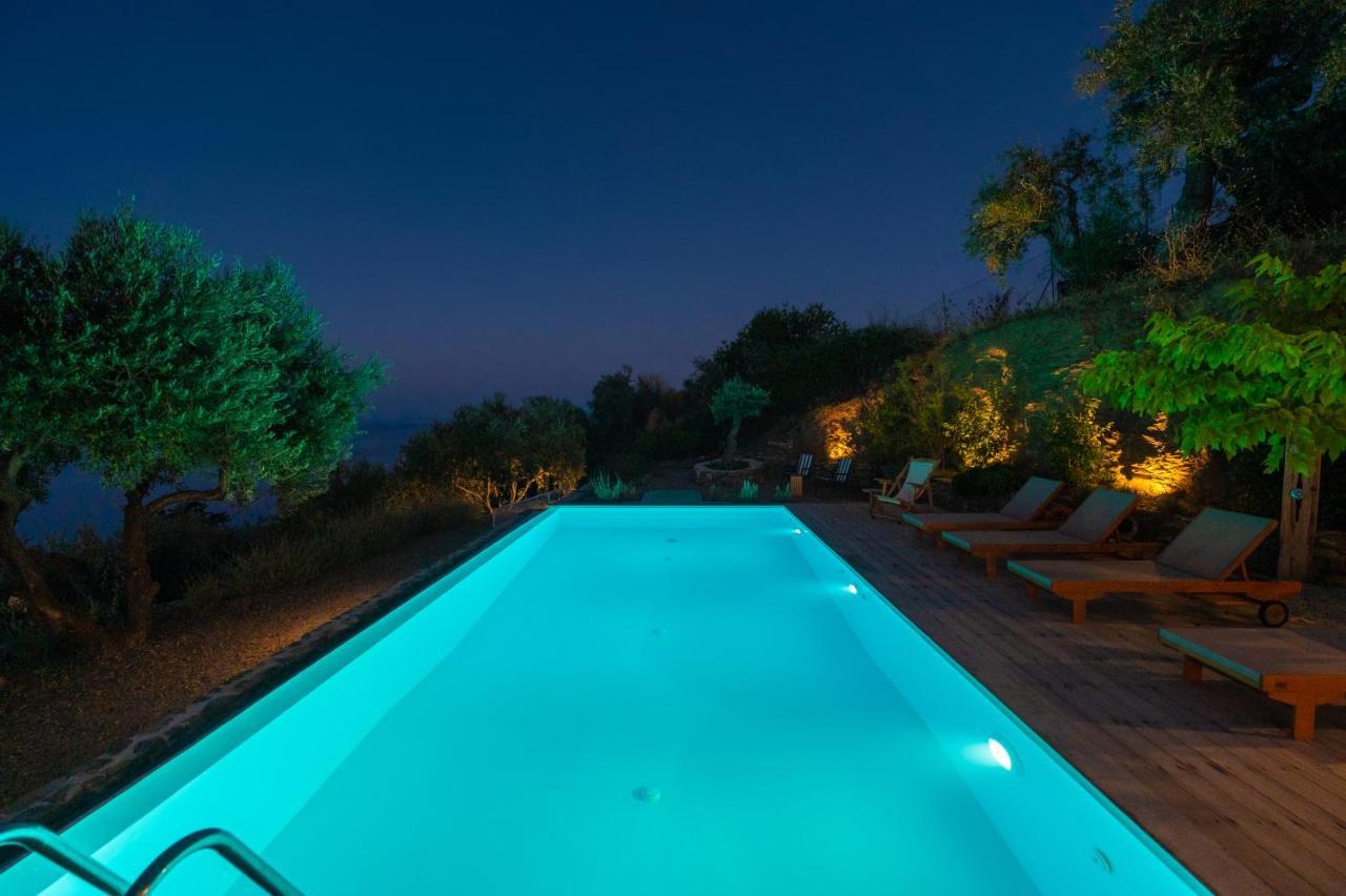 Avgi Villa グロッサ エクステリア 写真